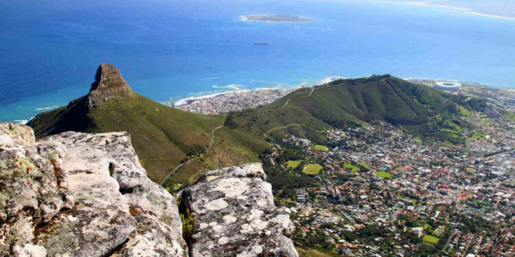 Signal Hill, Cape Town: A Spectacular visit for the whole family